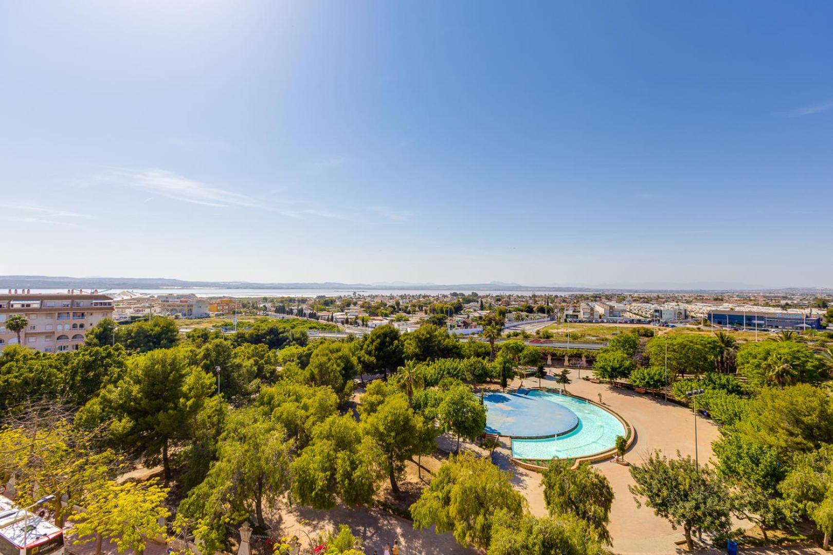 Parque De Las Naciones Torrevieja Exterior photo
